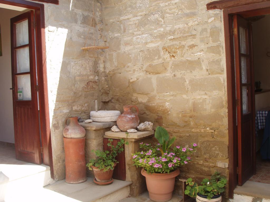 Apartamento Niovi House Tochni Exterior foto